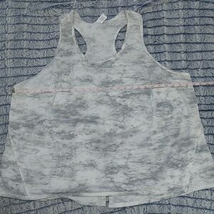 Xersion Gray and White Workout Tank‎ Top 3x